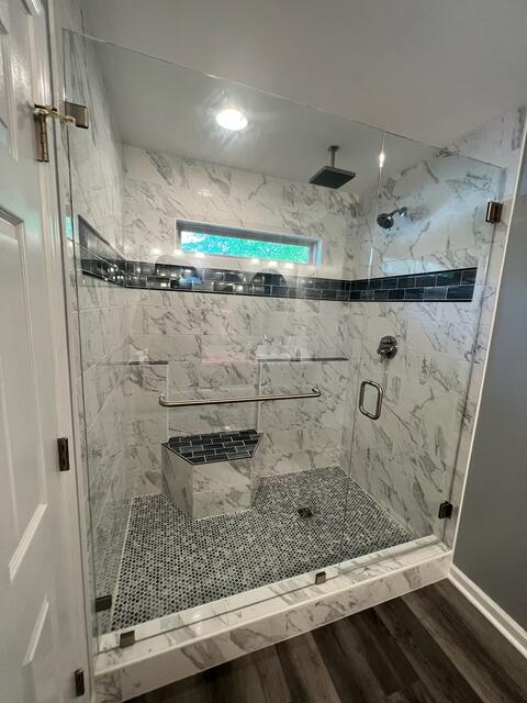 Navy vanity bath — photo 9
