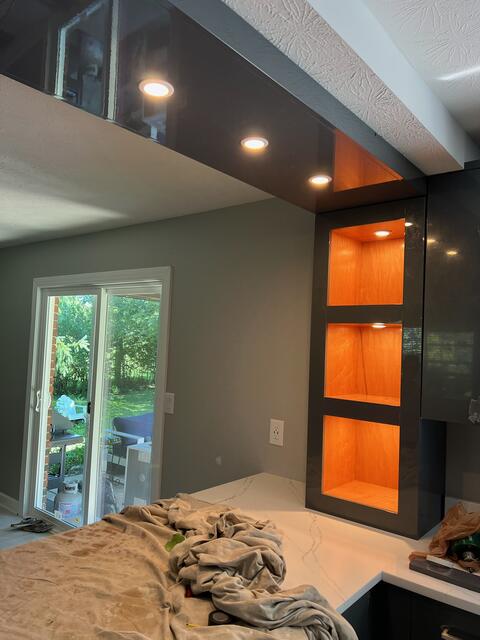 Contemporary charcoal kitchen — photo 1