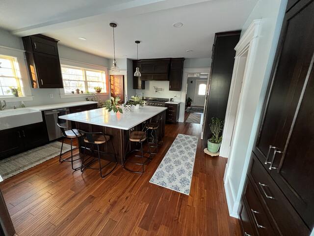 Espresso & white kitchen — photo 1