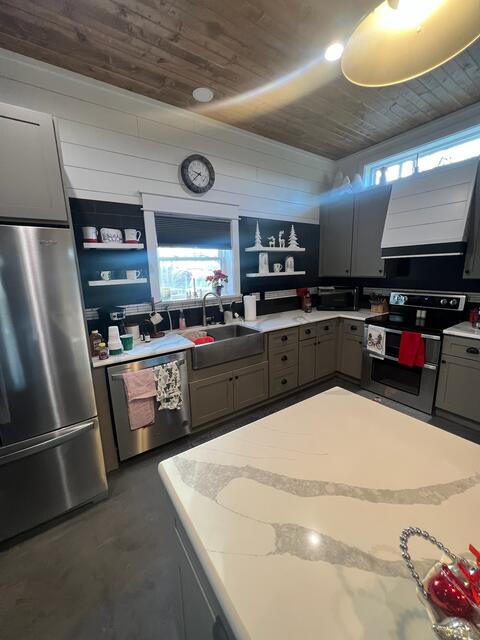 Modern farmhouse kitchen — photo 8