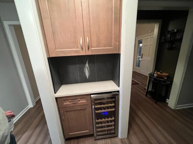 Warm maple kitchen — photo 3