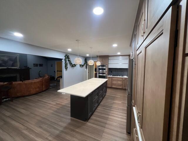 Warm maple kitchen — photo 8