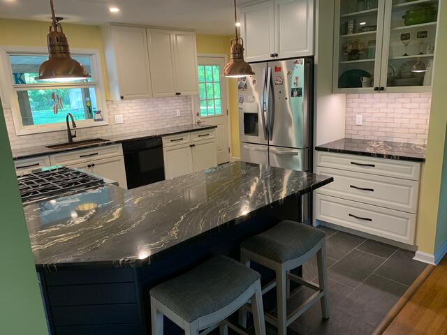 Navy island kitchen — photo 19